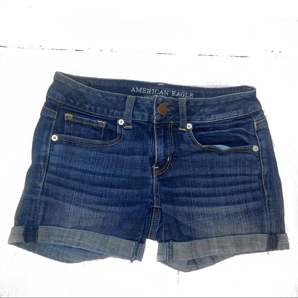 AMERICAN EAGLE OUTFITTERS high waisted stretch jean shorts blue size 2